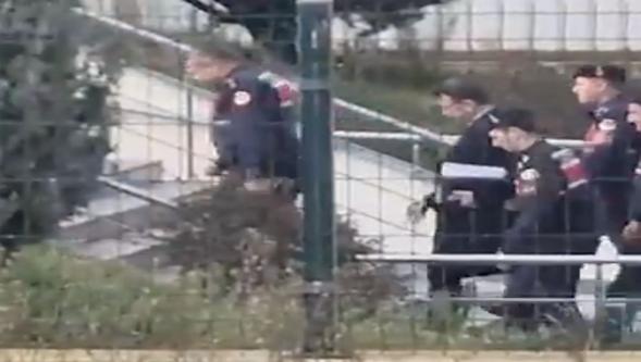 İmamoğlu aylar sonra ilk kez dışarıda görüntülendi