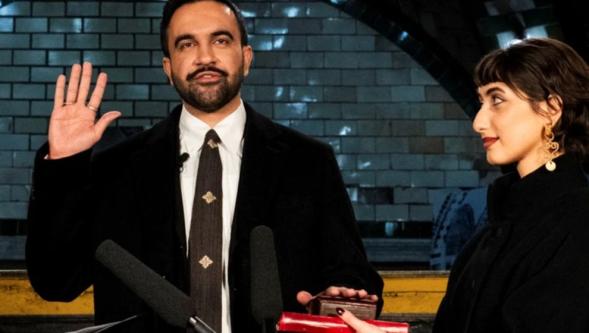 Mamdani, Kuran'a el basarak New York belediye başkanlığına başladı