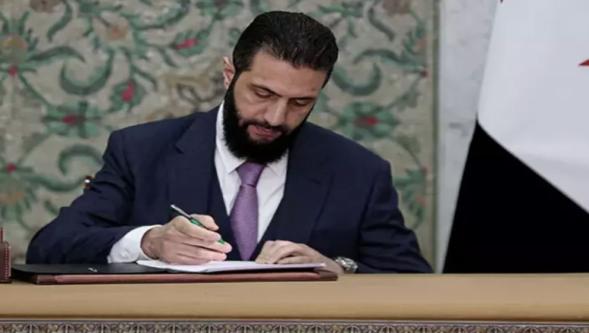 Şara'dan tarihi kararname: Kürtlerin statüsü ve kültürel kimliği güvence altına alındı