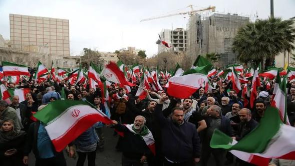 ABD ve İsrail İran'a saldırdı: Tahran sokaklarında son durum ne?