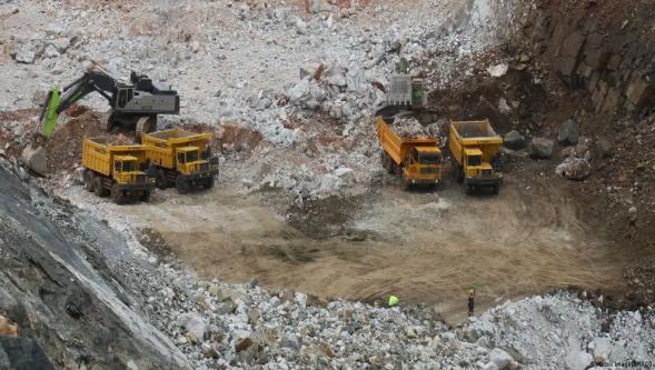 Nadir elementler altından 40 kat daha kirli