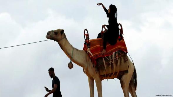 Suudi Arabistan develere kimlik verecek