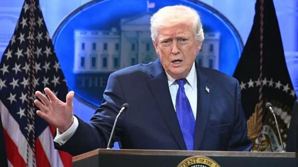 Trump küresel gümrük vergilerini %15'e çıkardığını açıkladı