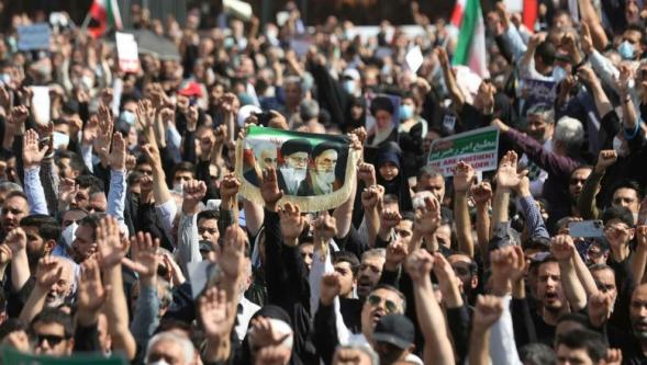 "Hiçbir rejim havadan devrilmedi"