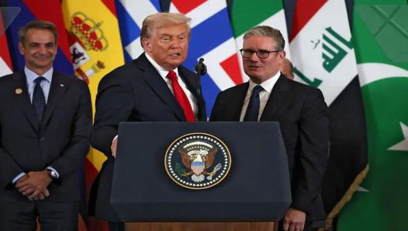 İngiltere Başbakanı Starmer: 'Gökyüzünden rejim değişikliğine inanmıyoruz'