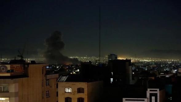 İran yangın yeri: Tahran vuruluyor, ABD üç askerinin öldürüldüğünü duyurdu