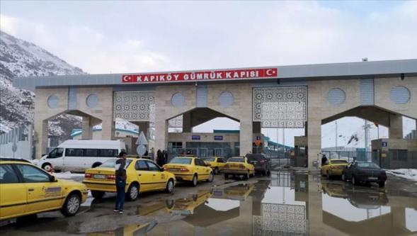 Türkiye-İran sınırında günübirlik yolcu geçişleri durduruldu