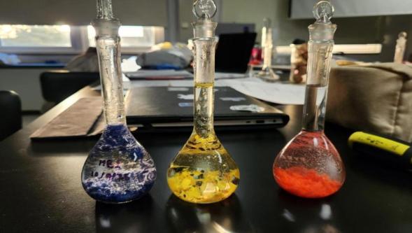 Çocuk kıyafetlerindeki zehirli metale karşı uyarı