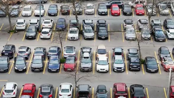 İstanbul'da park yeri krizi büyüyor: Her 6 araca 1 park yeri