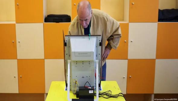 İstikrar gelecek mi? Bulgaristan yine sandık başında