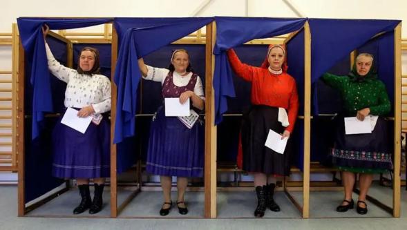 "Tek adam" için kader seçimi: Macaristan'da Orban dönemi bitecek mi?