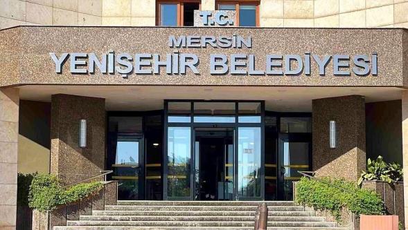 Mersin Yenişehir Belediyesi'ne operasyon: 30 kişi gözaltında