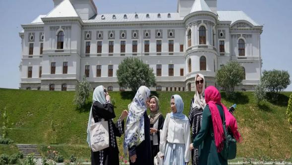 Sosyal medya fenomenleri şimdi de Afganistan'ı keşfetti